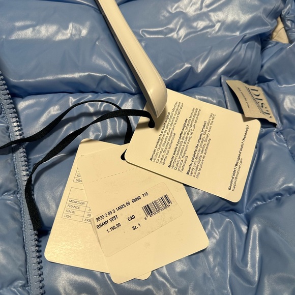 Blue moncler vest - Picture 7 of 15